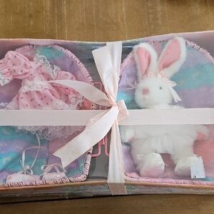 VINTAGE EASTER BUNNY IN AN EGG  WITH AN EXTRA SET OF CLOTHES FROM WONDERTREATS .